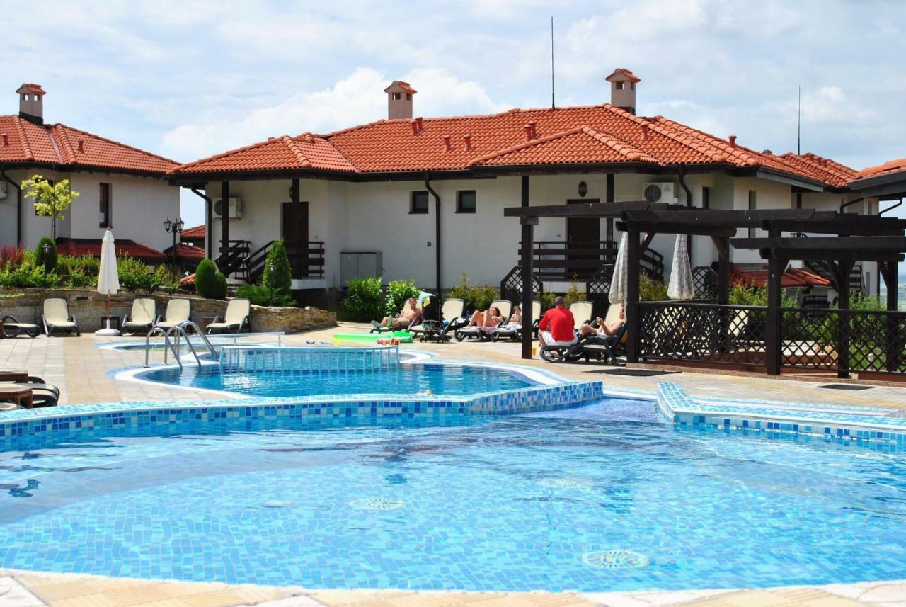 Villa Rosi - Bay View Villas 코샤리챠 외부 사진