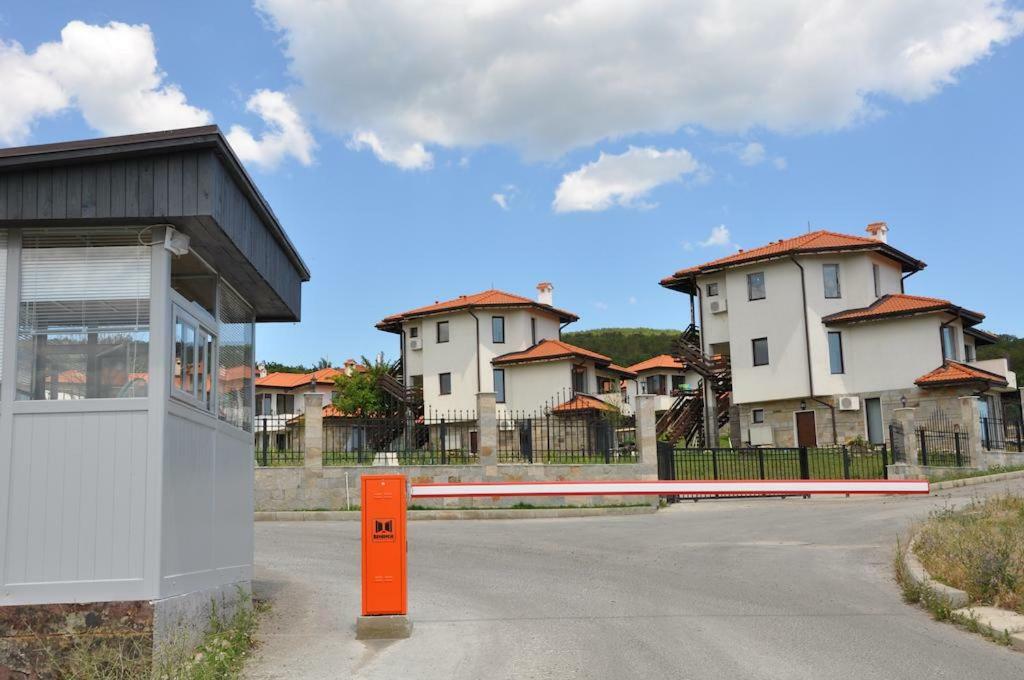 Villa Rosi - Bay View Villas 코샤리챠 외부 사진