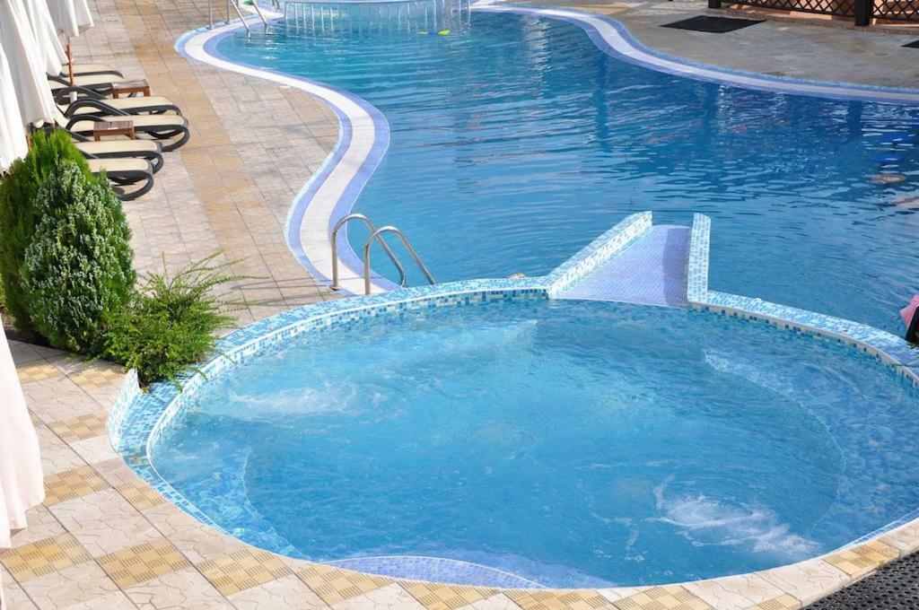 Villa Rosi - Bay View Villas 코샤리챠 외부 사진